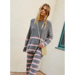 Free People FP Beach Mariner Knit Sweater Womens M Blue Gray Striped Slouchy